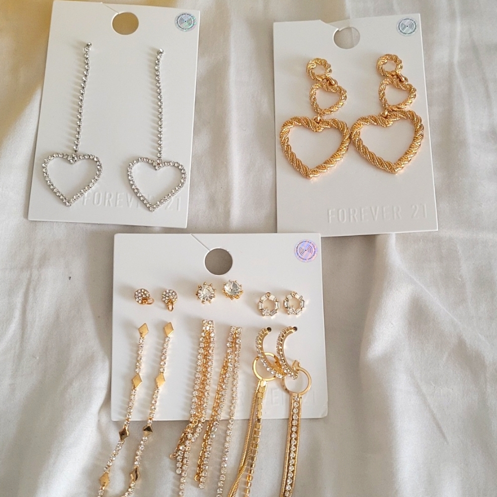 Forever 21 earrings, lot of 3 packs, NWT🎊🎉